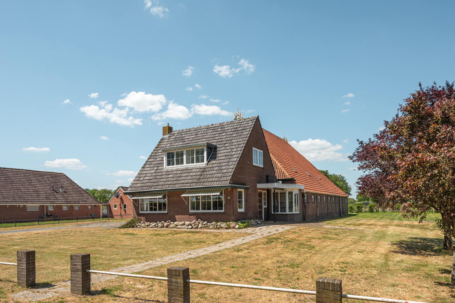 OUDEHORNE: Schoterlandseweg 75, woning/boerderij